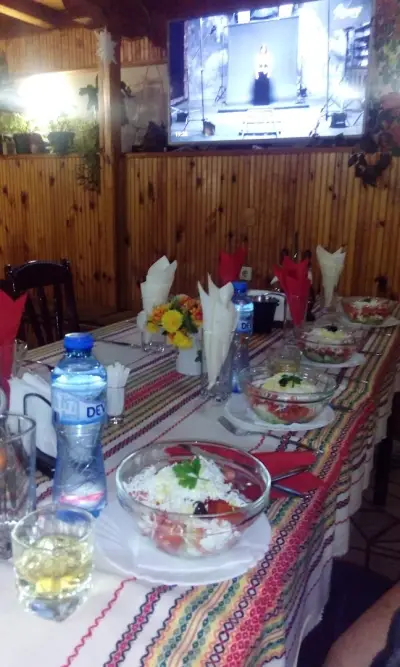 restaurant " Chuchura"