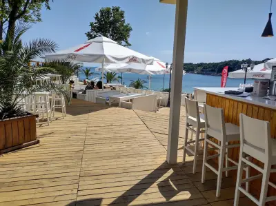 Beach Bar, Alexandria Club Hotel Hermes