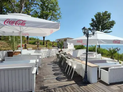 Beach Bar, Alexandria Club Hotel Hermes