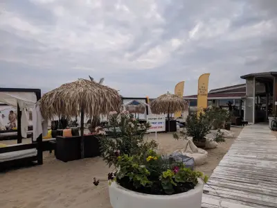 Flora beach bar & food - Arkutino