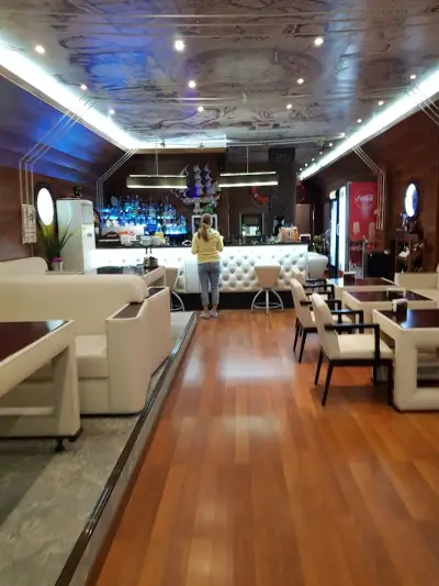 Ferretti Bar & dinner