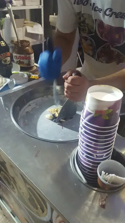Tedo'S Ice Cream Rolls