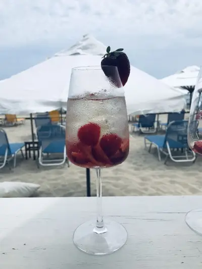 Шарен Плаж