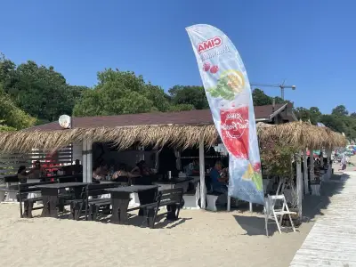Плажен бар "Шестицата"