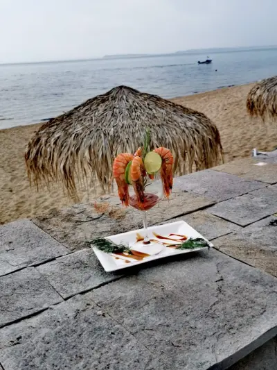 Beach Bar Golden Apple