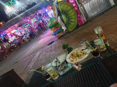 Vira Tiki Bar