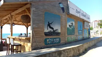 Extreme Surf Bar & School