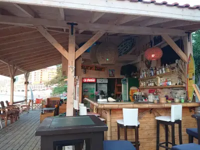 Extreme Surf Bar & School