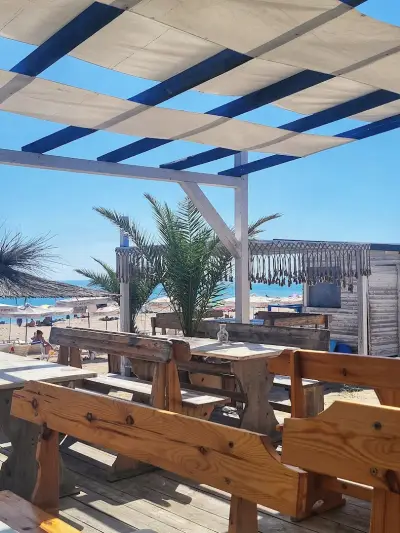 Alexander Beach Bar