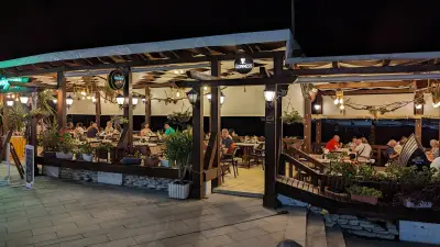 Terrace Hemingway