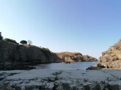 Морски фар Ахтопол