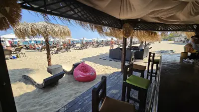 Alibi Beach Bar