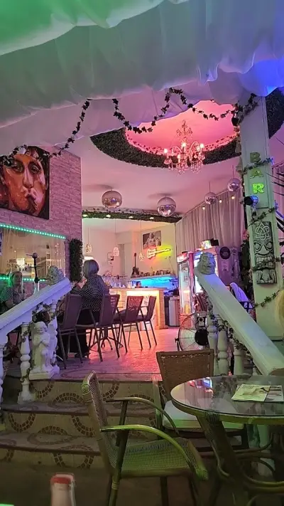Bar MENA