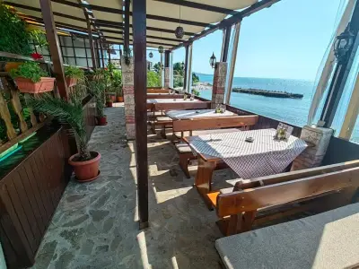 Sea view restaurant and bar EOS