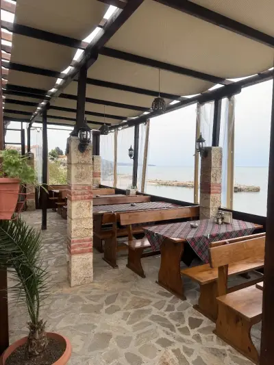 Sea view restaurant and bar EOS