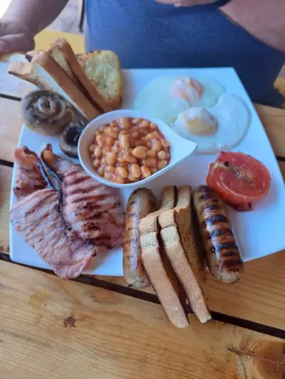 Bistro OASIS (Shushan)
