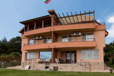 Villa Smokinya