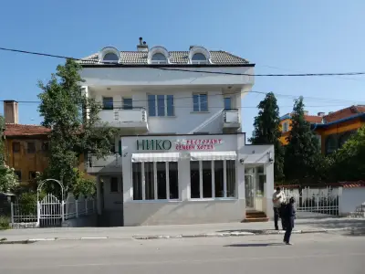 Хотел Нико