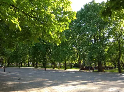 Градска градина Карнобат