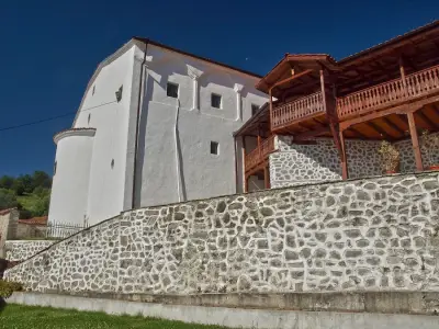 Храм “Свети Димитър”
