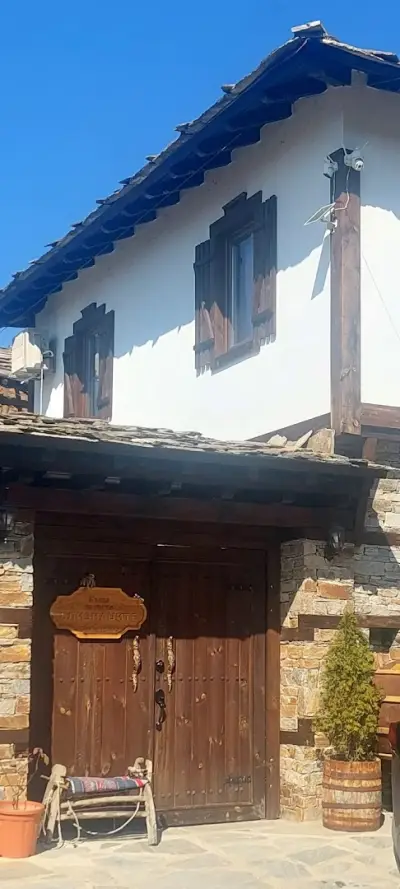 Кръчма Лещен