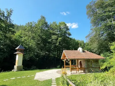 Параклис Св. Св. апостоли Петър и Павел