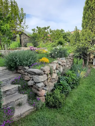 SECRET GARDEN