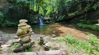Водопад Скокът на р. Лопушница, с. Калейца