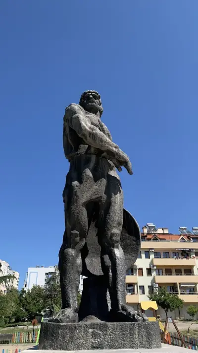 Паметник "Спартак"