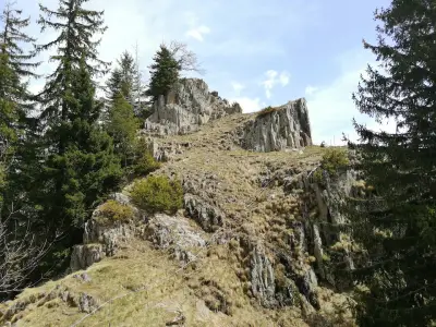 Червената скала (Смолян)