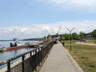 Градски парк Лом