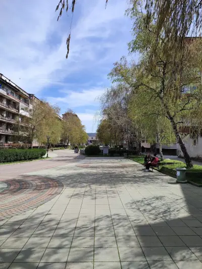 Градски парк Лом