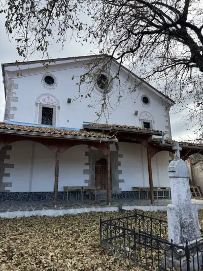 Църква „Свети апостоли Петър и Павел“