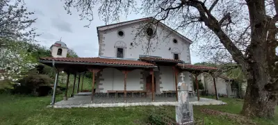 Църква „Свети апостоли Петър и Павел“