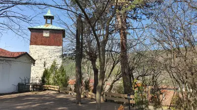 Часовникова кула