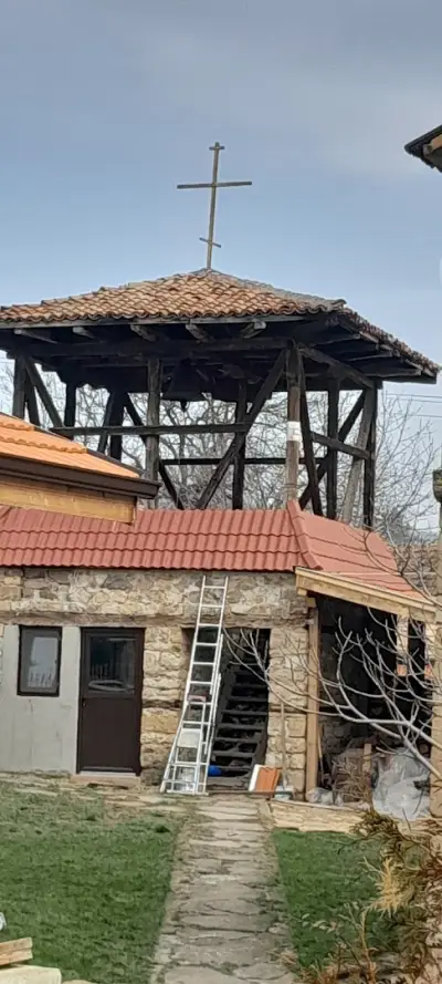 Храм „Свето Възнесение”