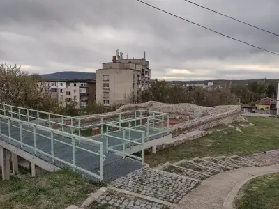 Крепост „Кастра ад Монтанензиум“