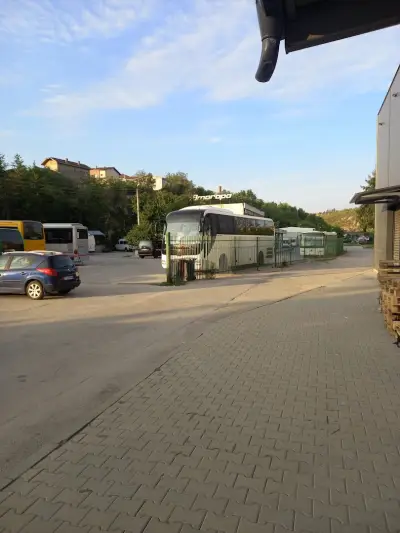 Aвтогара Луковит