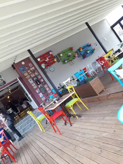 Berat Coffee & Bistro