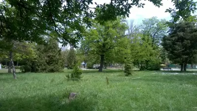 Парк „Вапцаров“