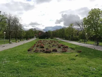 Парк „Вапцаров“