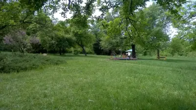 Парк „Вапцаров“