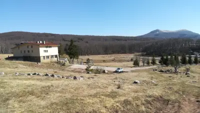 Географски център на България
