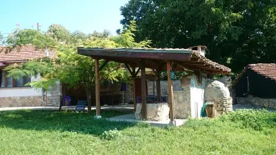 Къща за гости Липите