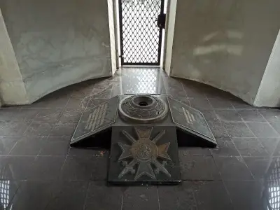 Паметник „Майка България“