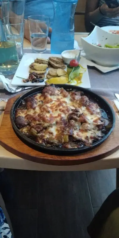 Папагала Pizza Bar & Grill
