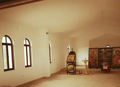 Храм „Светия Кръст“