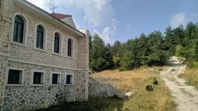 Храм „Светия Кръст“