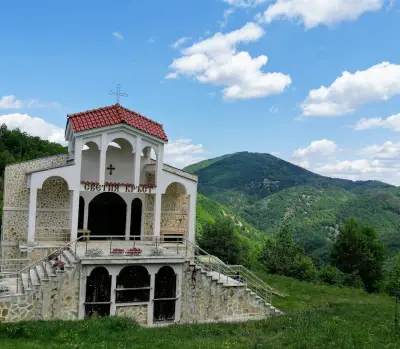 Храм „Светия Кръст“