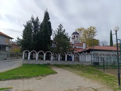 Храм „Свети Иван Рилски“